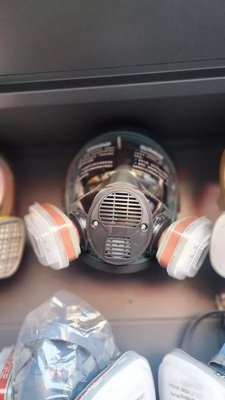 385 000 so'm Ko‘mir filtri bilan qayta ishlatiladigan gaz niqobi (respirator niqob)