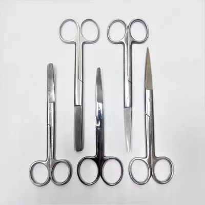 Turli xil jarrohlik qaychi