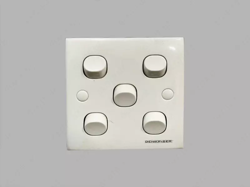 Denkriser модель: E852