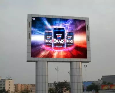 Услуги по размещению наружной рекламы "LED экран"