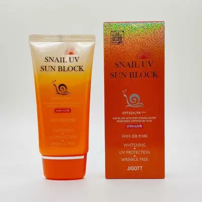 Солнцезащитный крем Jigott Snail UV Sun Block SPF 50+, 70 мл.