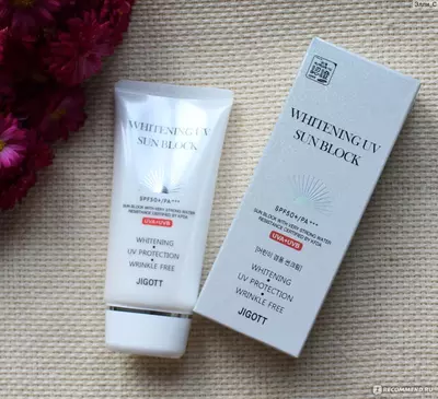 Quyoshdan himoyalovchi oqartiruvchi krem Jigott Whitening UV Sun Block SPF 50