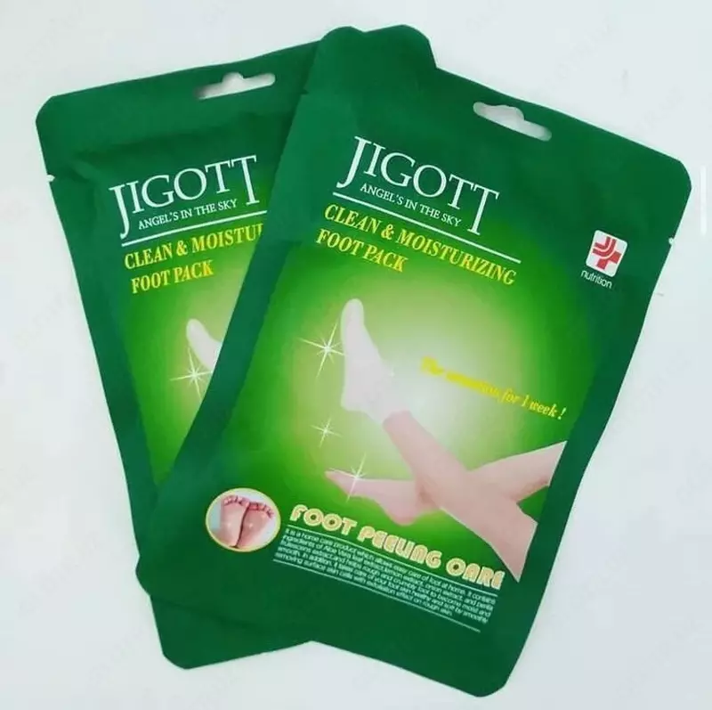 Носки-пилинг для стоп JIGOTT Clean & Moisturizing Foot Pack