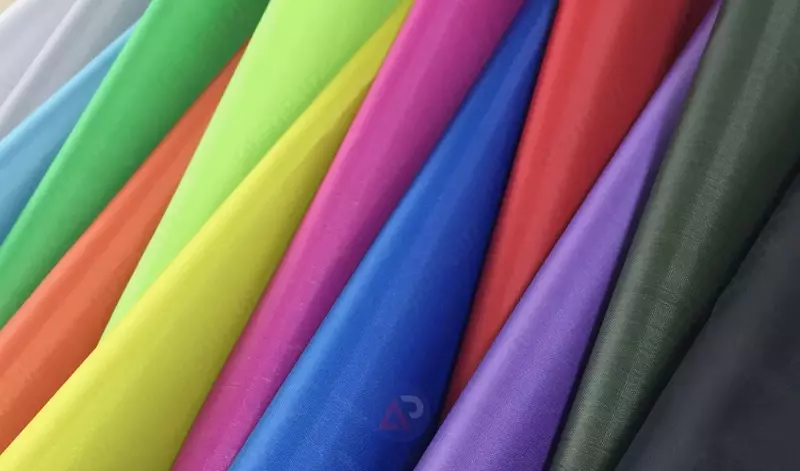 Sovuqqa qarshi ayvon mato