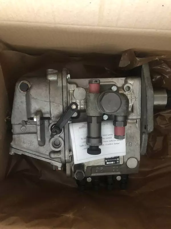 Dizel dvigatel uchun yonilg'i pompasi. qishloq xo'jaligi texnikasi "MMZ" 4UTNI-1111005-20