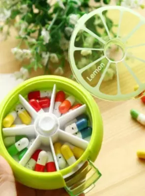 Aylanadigan 7 ta bo'limdan iborat dori quti