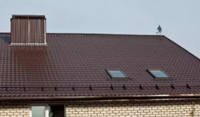 Металлочерепица МЕТАЛЛ ПРОФИЛЬ Ламонтерра X (ПЭ-01-8017-0.45), RAL8017