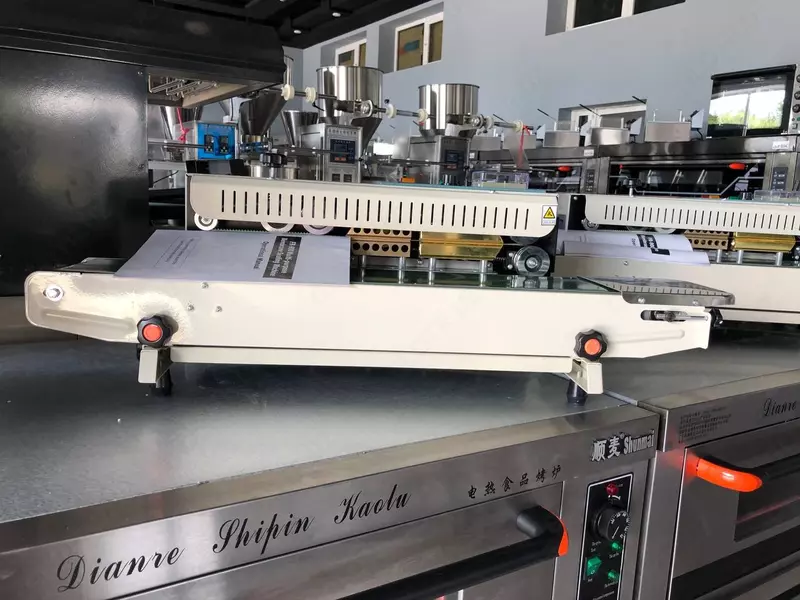  Конвейерное упаковочное оборудование. Запайщик пакетов - 