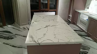 Steklokristallit (Mikrokristalli tosh) - 657 977.7 so'm / kv.m