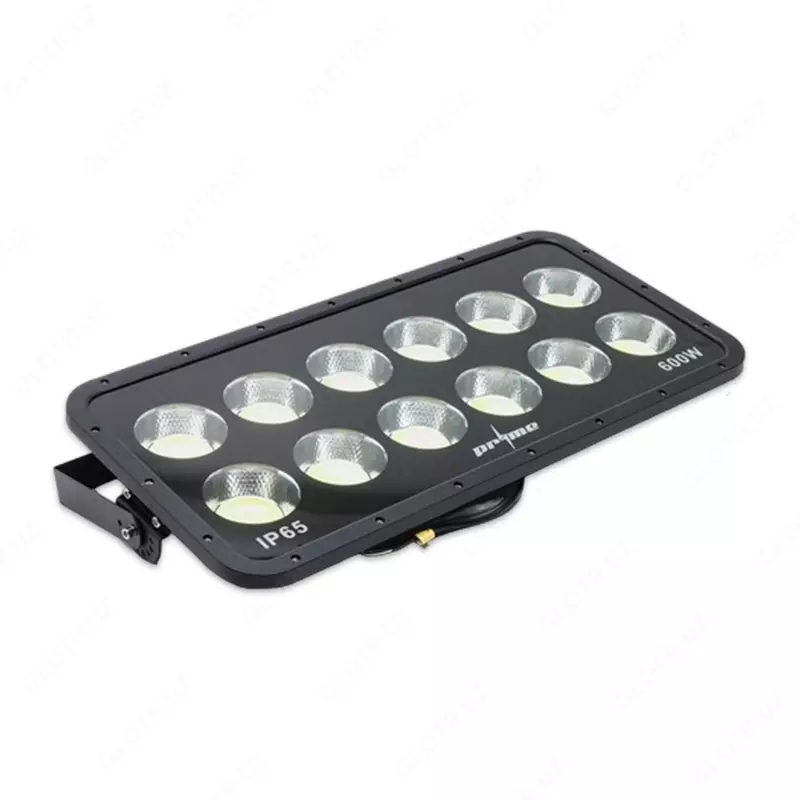 LED PRIME GQ-600W proyektori (600 Vt) - kuchli LED projektori.