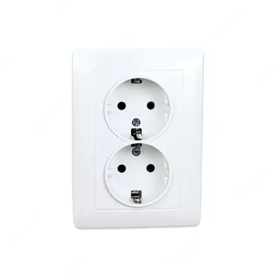 Camilla PRIME 2-xonali 16A rozetka — u elektr jihozlarini ishonchli va xavfsiz ulashni ta’minlaydi, shuningdek, ichki yerlash tizimi tufayli qisqa tutashuvlardan himoyalaydi.