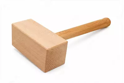  Cибртех qayin yog‘ochidan tayyorlangan kiyanka  urgich o‘lchami 150×45×65 mm  uzunligi 350 mm - 