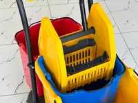  Tozalash uchun plastik aravacha  4 chelak Ulgurji va chakana
