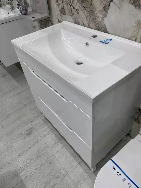 Шкаф в комплекте с раковиной DeBorA №3 - 3 947 865.9 сум