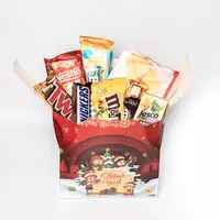 Новогодние подарки и сладости в широком ассортименте