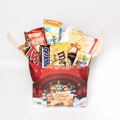 Новогодние подарки и сладости в широком ассортименте