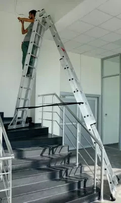 Двухсекционная телескопическая лестница CAGSAN TA002 -003-004. - Цена по запросу