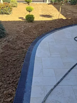  Комплект Gidrolica Light: лоток водоотводный ЛВ -10.11 5.9 6 - пластиковый с решеткой РВ- 10.11.50 пластиковой ячеистой  кл. B125 Только в розницу