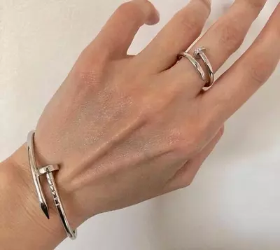 для женщин и девочек