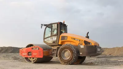 Narx so&#039;rov asosida SANY Одновальцовый каток [SSR160AC-8C2]