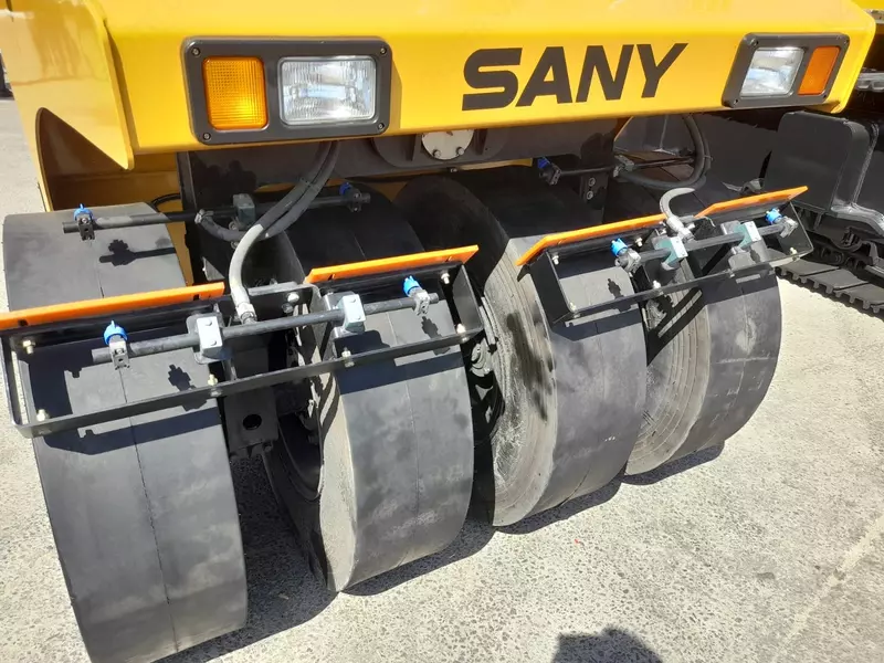 SANY Пневмошинный каток [SPR160C-8] - SANY AUTOMOBILE MANUFACTURING CENTRAL ASIA
