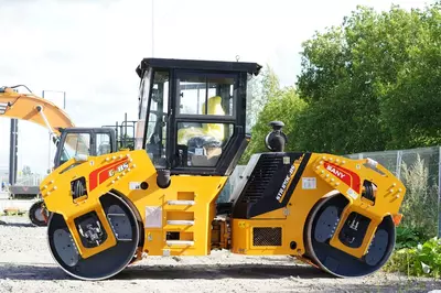 Narx so&#039;rov asosida SANY Двухвальцовый каток [STR100C-8C]