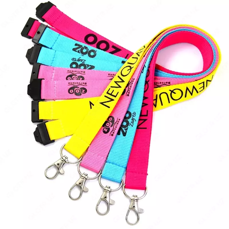 по запросу Изготовление корпоративных бейджиков