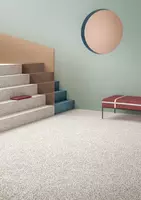 Kvatz-vinyl (LVT) Ulgurji va chakana