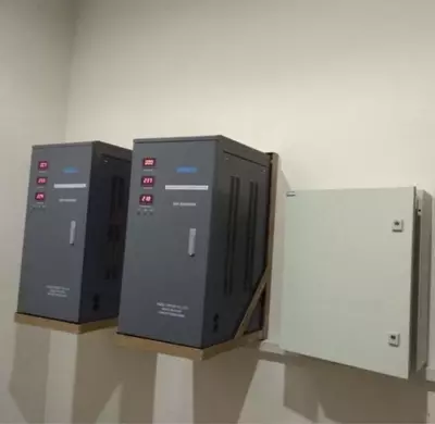 (Стабилизатор напряжения) Stabilizator ANDELI 30-kwa Оптом и розница