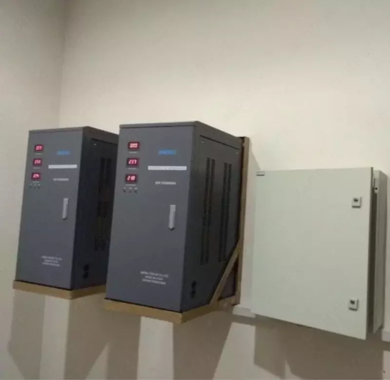 (Стабилизатор напряжения) Stabilizator ANDELI 30-kwa Оптом и розница