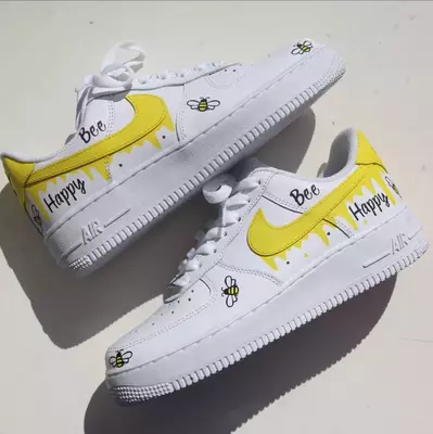 Qo'lda ishlangan Nike Air Force Bumblebee Chakana savdo