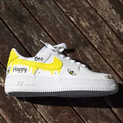 Qo'lda ishlangan Nike Air Force Bumblebee Dernier