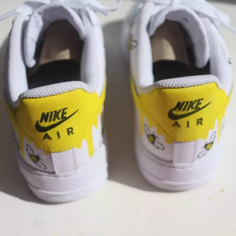 Dernier - Qo'lda ishlangan Nike Air Force Bumblebee
