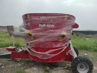 Кормораздатчик-миксер BURKON - 170 000 000 сум / шт.