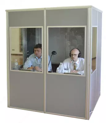 Будка для синхронного перевода