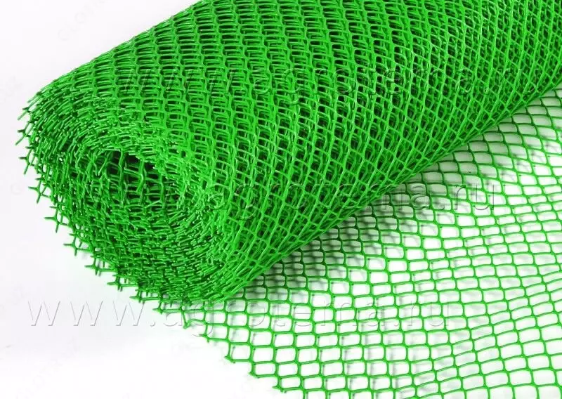 Рулонная стальная сетка с полимерным покрытием  12.5 х 25 мм (Средней толщины) Зеленая