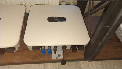 Автономные Солнечные Инверторы Huawei 5kW Gibrid invertor