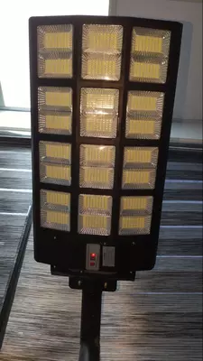 SSL-200W3 quyosh energiyasi bilan ishlaydigan tashqi chiroqlar