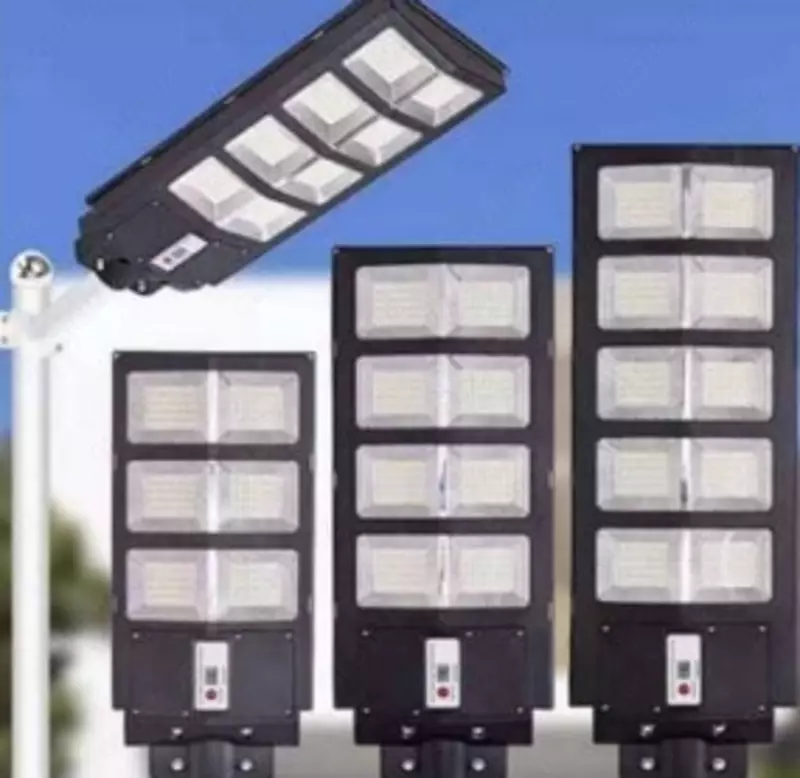 200W quyosh energiyasi bilan ishlaydigan tashqi chiroqlar