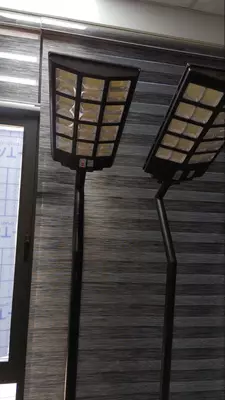 Светильник на солнечных батареях Tpd-400W8