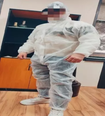 Himoya kombinezonlari 80 gr m2 ga teng