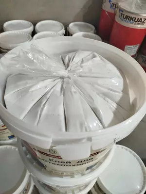 Клей для стеклохолста ( всех видов тяжелых обоев)