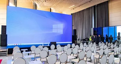 Цена по запросу LED Подиум сцена