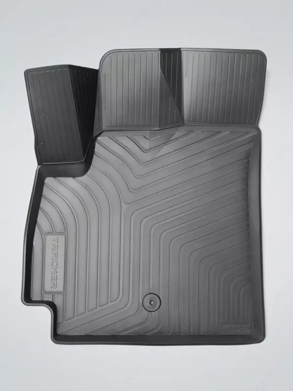 Tracker 2 salonidagi poliklar - {0} so'mdan