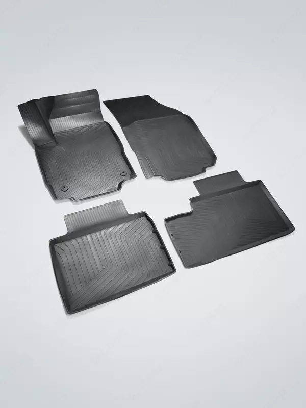 Equinox MY22 salonidagi poliklar - {0} so'mdan