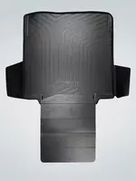 Malibu fartuk bilan bagajdagi polik