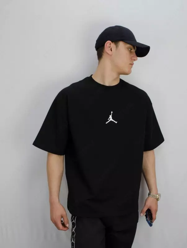   Футболка мужская