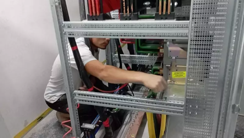 Установка оборудования и станков - по запросу