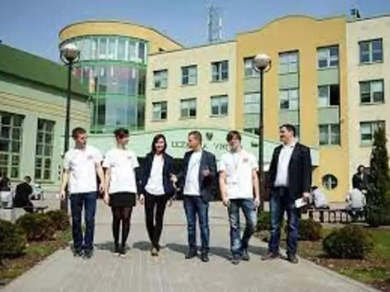 Академия финансов и бизнеса VISTULA UNIVERSITY (Польша) - 5 000 000 сум