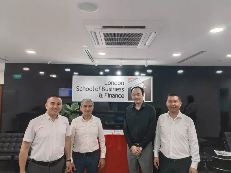 London School of Business & Finance (Сингапур) Только в розницу